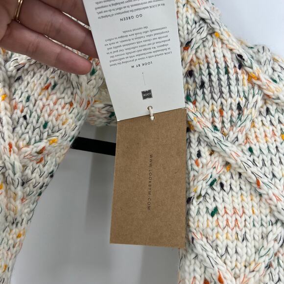 Rook Sherpa Lined Crochet Infinity Winter Scarf Warm Ivory & Speckeld NWT - Picture 3 of 8